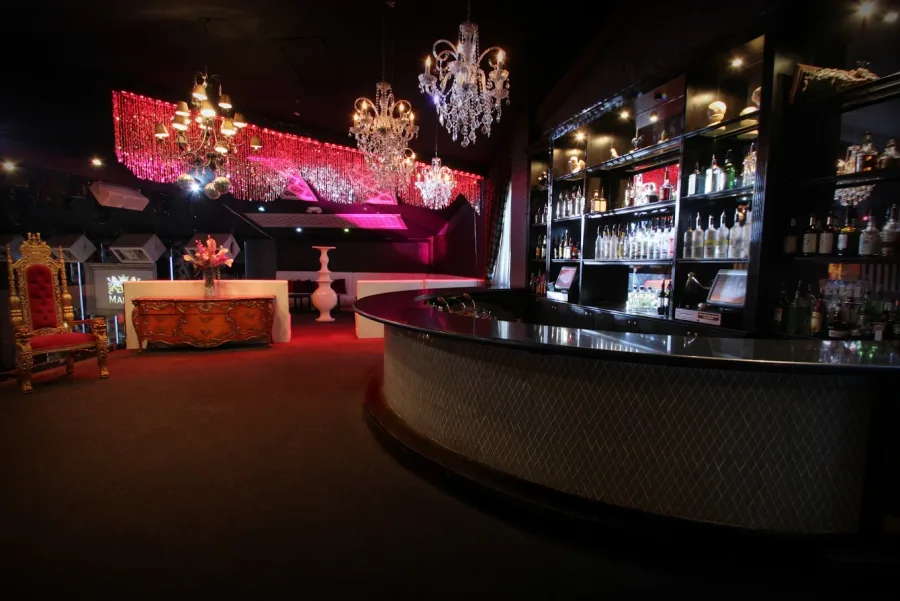Terrace & VIP